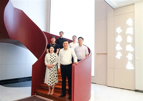 热烈欢迎省委统战部张部长一行莅临凯发官网家居股份有限公司指导工作！